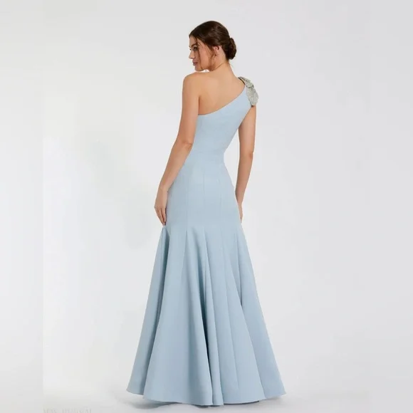 MAC DUGGAL
Blue Crepe One Shoulder Gown With Crystal Flower - Picture 2 of 3